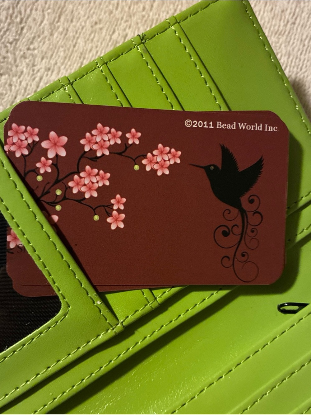 Shag Wear Vintage Hummingbird Large Bird Woman’s Wallet Faux Leather 7" Lime NEW - Picture 4 of 15